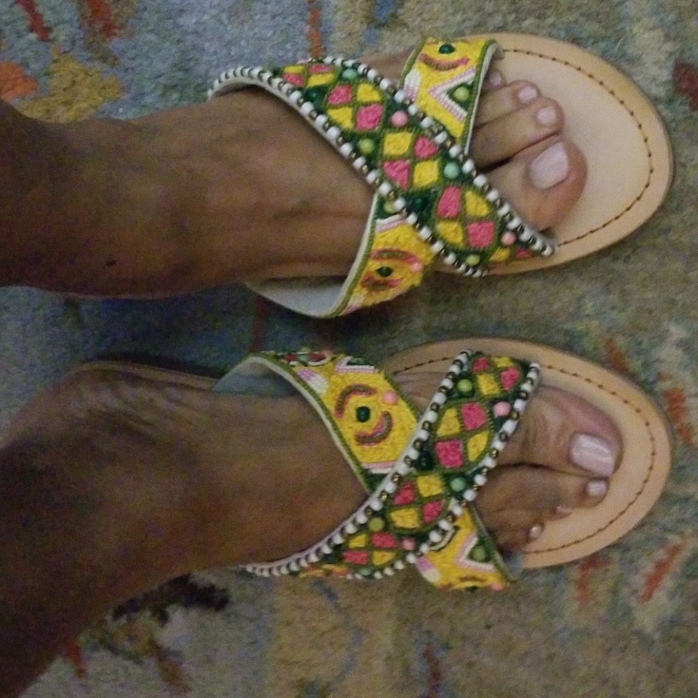 Shoes - Picture 3 of 4